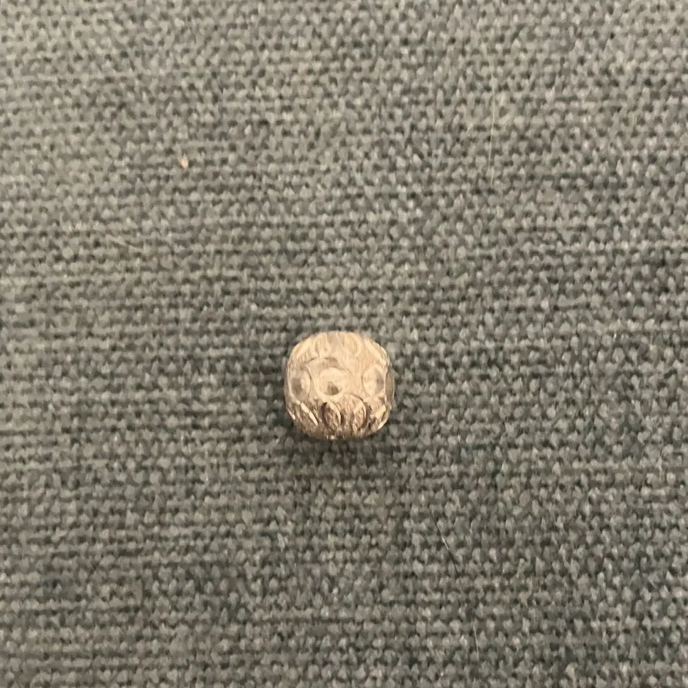 Bead